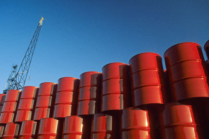 На ринку нафти знову різке падіння цін