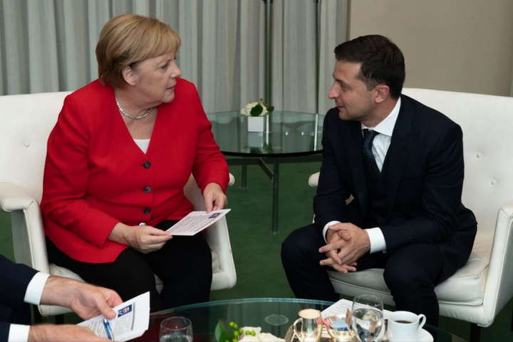 Меркель особисто блокувала постачання зброї Україні за лінією НАТО – ЗМІ