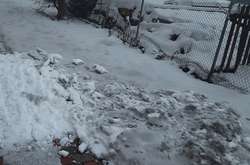 На Івано-Франківщині випав «чорний» сніг (фото)