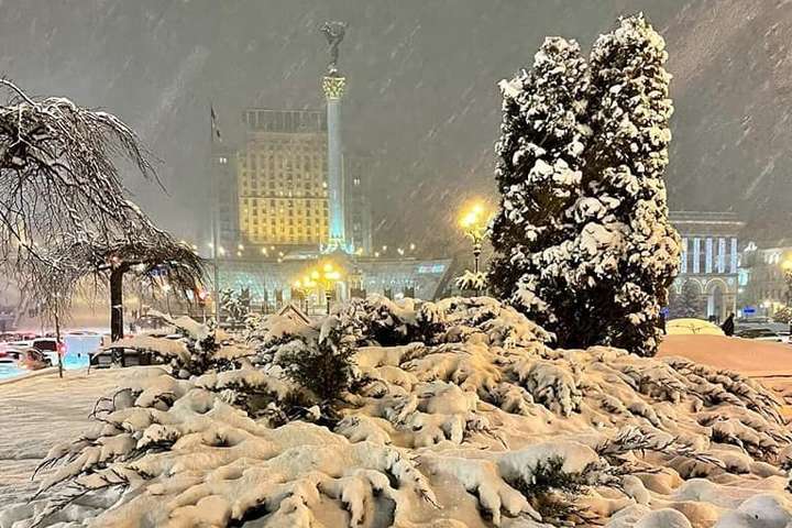 У Києві насипало 11 см снігу (фото)