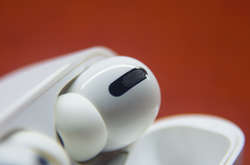 Наступні Apple AirPods Pro 2 підтримуватимуть аудіо без втрат