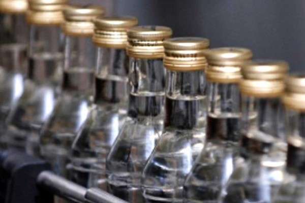 Із нелегальним ринком алкоголю біда: шокуючі дані Рахункової палати