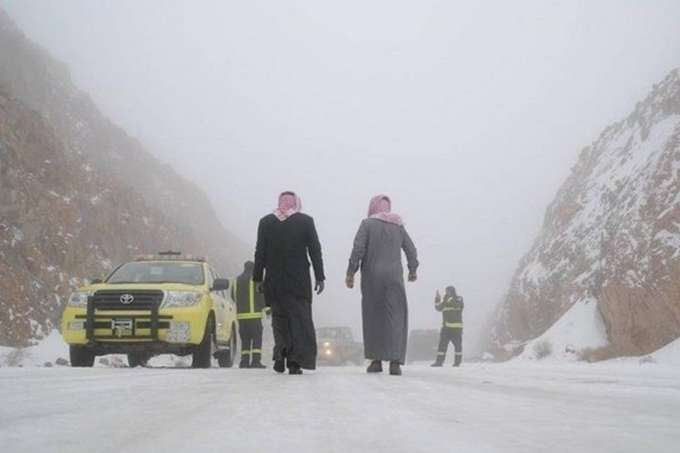 Саудівську Аравію засипало снігом, температура – найнижча за 30 років (відео)