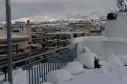 Столицю Греції накрив сніговий шторм: паралізовано роботу транспорту (відео)