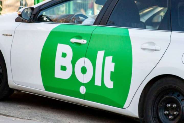 Таксист Bolt побив пасажира за прохання увімкнути радіо