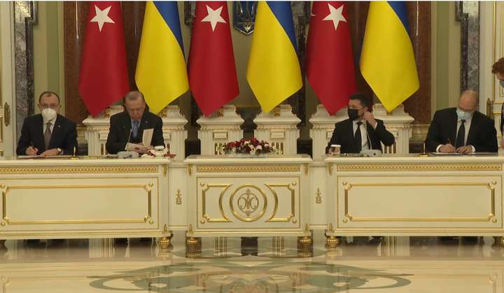 Україна й Туреччина уклали угоду про зону вільної торгівлі 