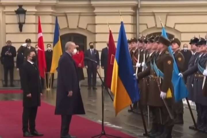 Ердоган привітав почесну варту в Києві гаслом «Слава Україні» (відео)