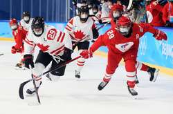 Збірна Канади в захисних масках від коронавірусу розгромила Росію на Олімпіаді