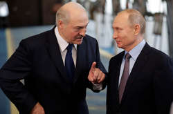Через «загрозу на кордонах»: Путін та Лукашенко продовжили військові навчання