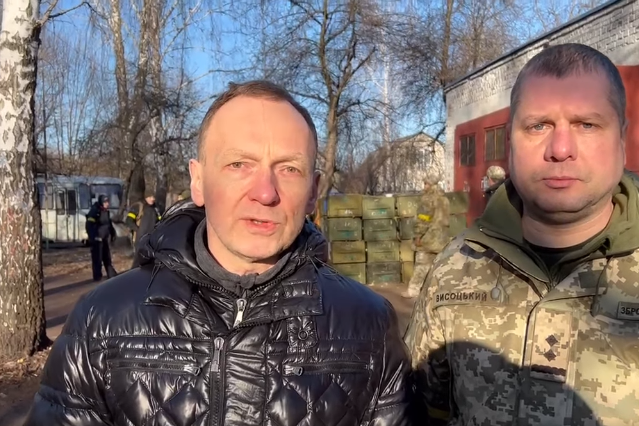 «Приготувати запальні суміші». Мер Чернігова закликав готуватися до вуличних боїв (відео)