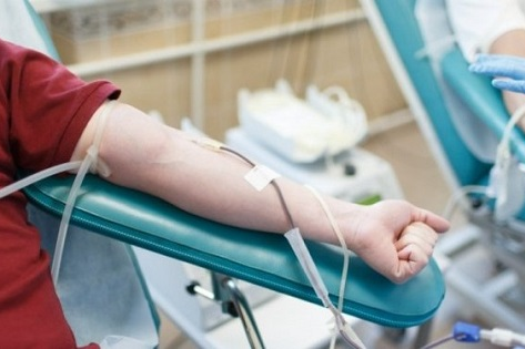 На станції переливання крові прямує обладнання від Фонду Ріната Ахметова 
