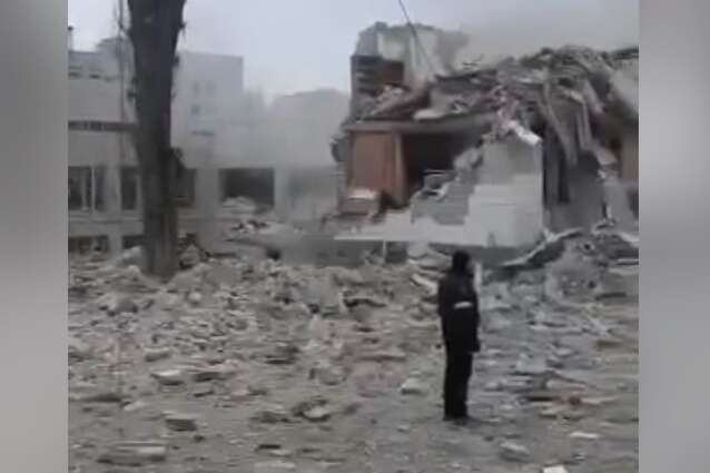 Оккупанты уничтожили школу в Житомире (видео)