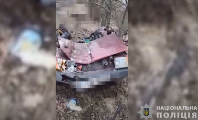 Під Мелітополем окупанти танком розчавили автомобіль з дитиною