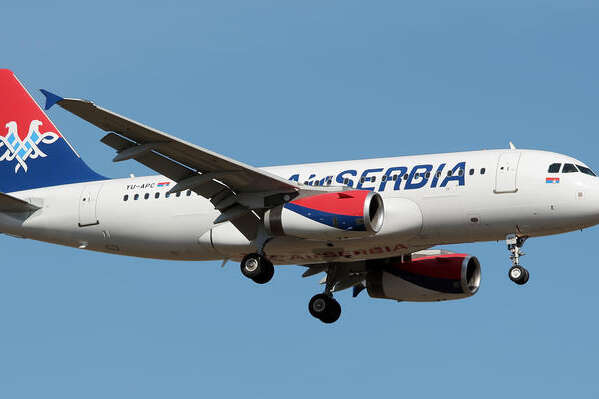Сербія скасувала рейси в РФ: росіян позбавили останньої можливості літати до Європи