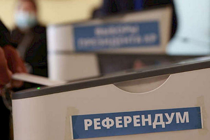 Російські військові провели «референдум» у Запорізькій області 