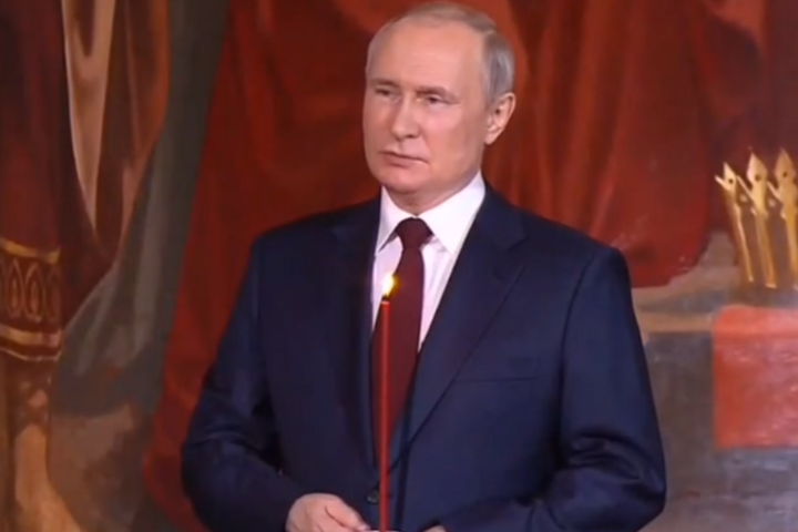 Путіна домалювали в церкві: на новому відео помітили монтаж