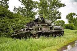 Українські воїни ефектно знищили «Байрактаром» російські танки (відео)