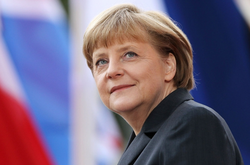 Меркель вважає, що її провини у нападі РФ на Україну немає