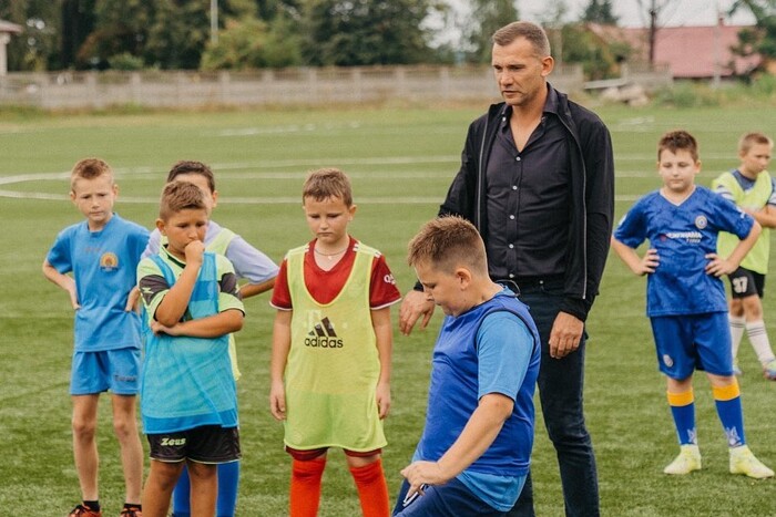 Андрій Шевченко зробив сюрприз дитячій футбольній школі в Бородянці