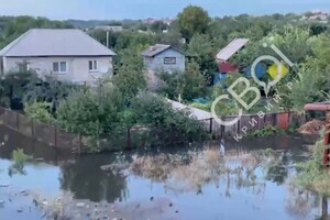 Загроза підтоплення будинків. Вода в річці Інгулець після удару піднялась на 2,5 м (відео)