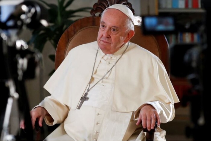 Папа Римський знову здивував своїм поясненням причин війни в Україні     