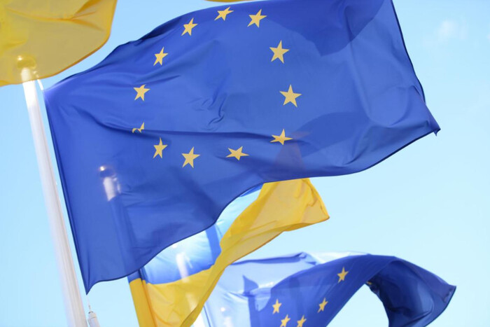 З'явились результати опитування жителів ЄС щодо постачання зброї в Україну