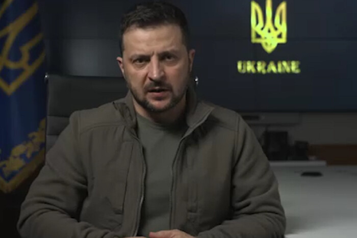 Зеленський дав пораду окупантам після вибуху на Кримському мосту (відео)