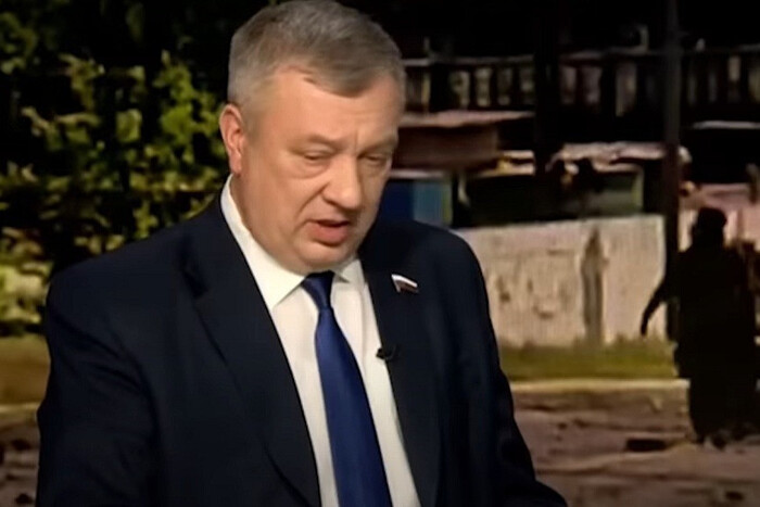 Депутат Держдуми, який раніше закликав бомбити Україну, впав у паніку 