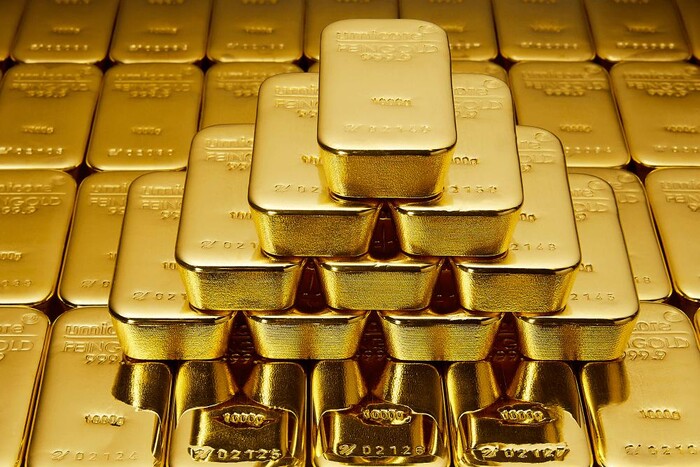 Росіяни тоннами скуповують золото