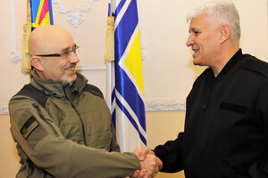 Міністр оборони Болгарії прибув з візитом до України