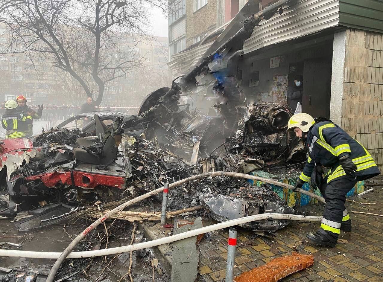 Падіння гвинтокрила на Київщині: загинуло 14 осіб, серед яких дитина