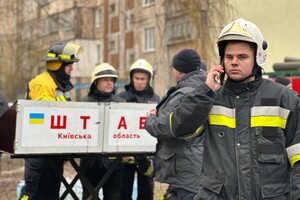 Офіційно: Рятувальники повідомили про стан борту, який упав на Київщині