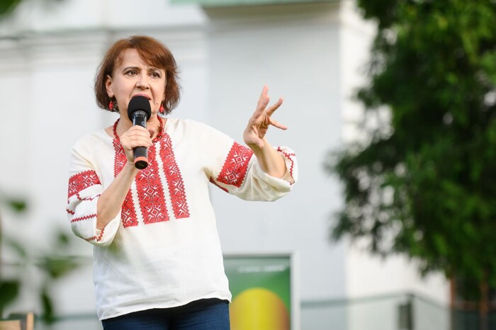 Забужко дала гостру оцінку українцям, які відмовляються від фемінітивів