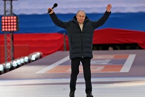 Путін готує концерт до річниці кривавої війни