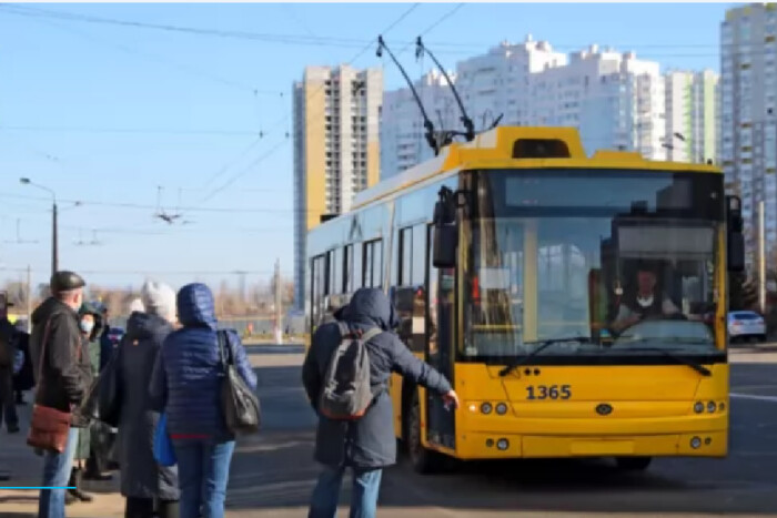 Із понеділка у столиці відновить роботу тролейбусний маршрут: деталі