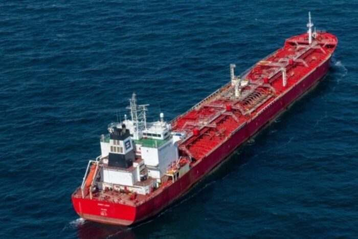 В Албанії заарештовано судно з, ймовірно, російською нафтою