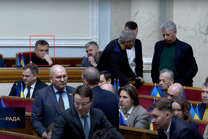 Нардеп-втікач Льовочкін повернувся до Ради та голосував проти своїх колег