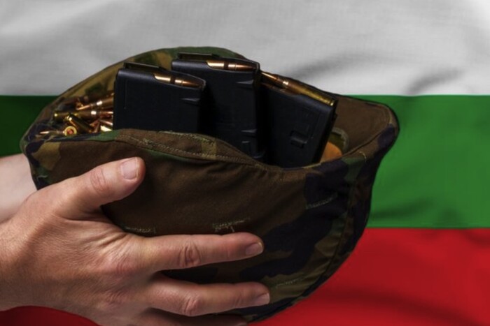 Болгарія через посередників за рік передала Україні озброєння на $1 млрд