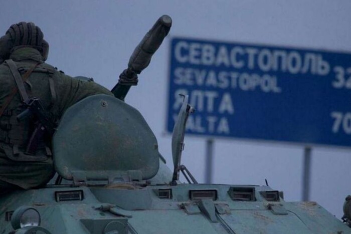 Росіяни перекидають військових на північ тимчасово окупованого Криму