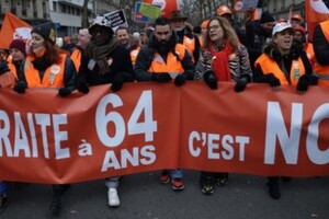 Провал у Макрона: як пенсійна реформа розколола політикум Франції
