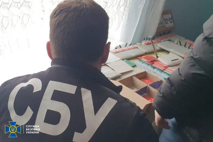 На Хмельнитчине экс-милиционер организовал пророссийскую ботоферму (фото)