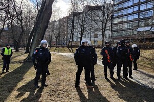 Поліція вилучила опудало Ердогана на антитурецькій демонстрації в Фінляндії (відео)