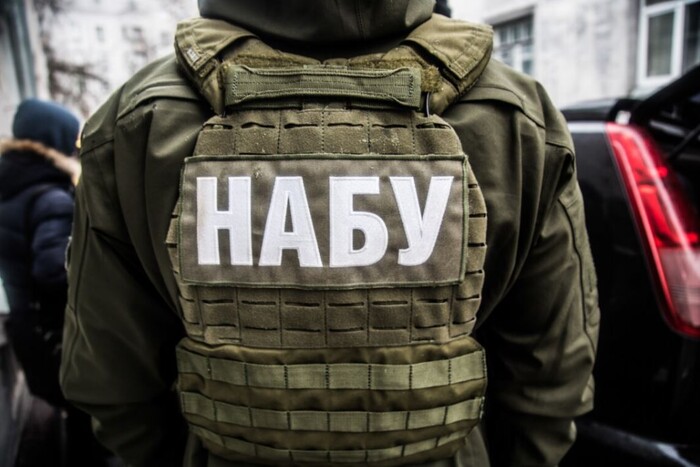 Правоохоронці проводить обшуки у Харківській ОВА