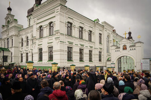 Велика провокація на Великдень. Московська церква гасить пожежу