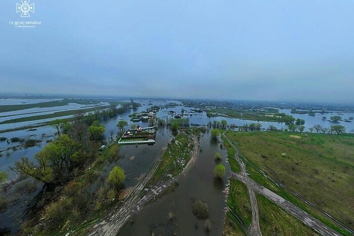 Підтоплення на Київщині: рятувальники показали відео з висоти пташиного польоту