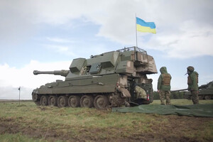 Українські танкісти завершили навчання у Британії (відео)