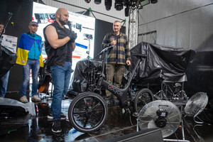 На дрони для ЗСУ: Кличко продав на аукціоні свій знаменитий велосипед