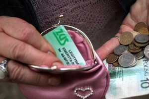 Чи можуть українці отримати пенсію у Польщі: заступник міністра дав відповідь 