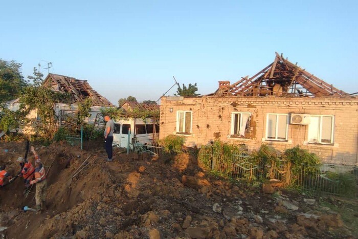 Окупанти вдарили по Криворізькому району: є руйнування (фото)