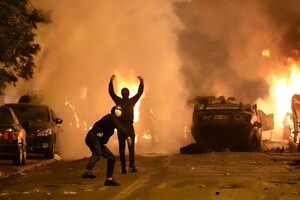 Протести у Франції: затримано понадо тисячу осіб, Макрон відклав візит до Німеччини